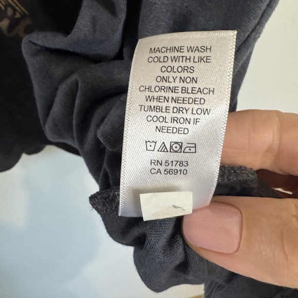 Graphic Rock Music T-Shirt - Black - Picture 4 of 5